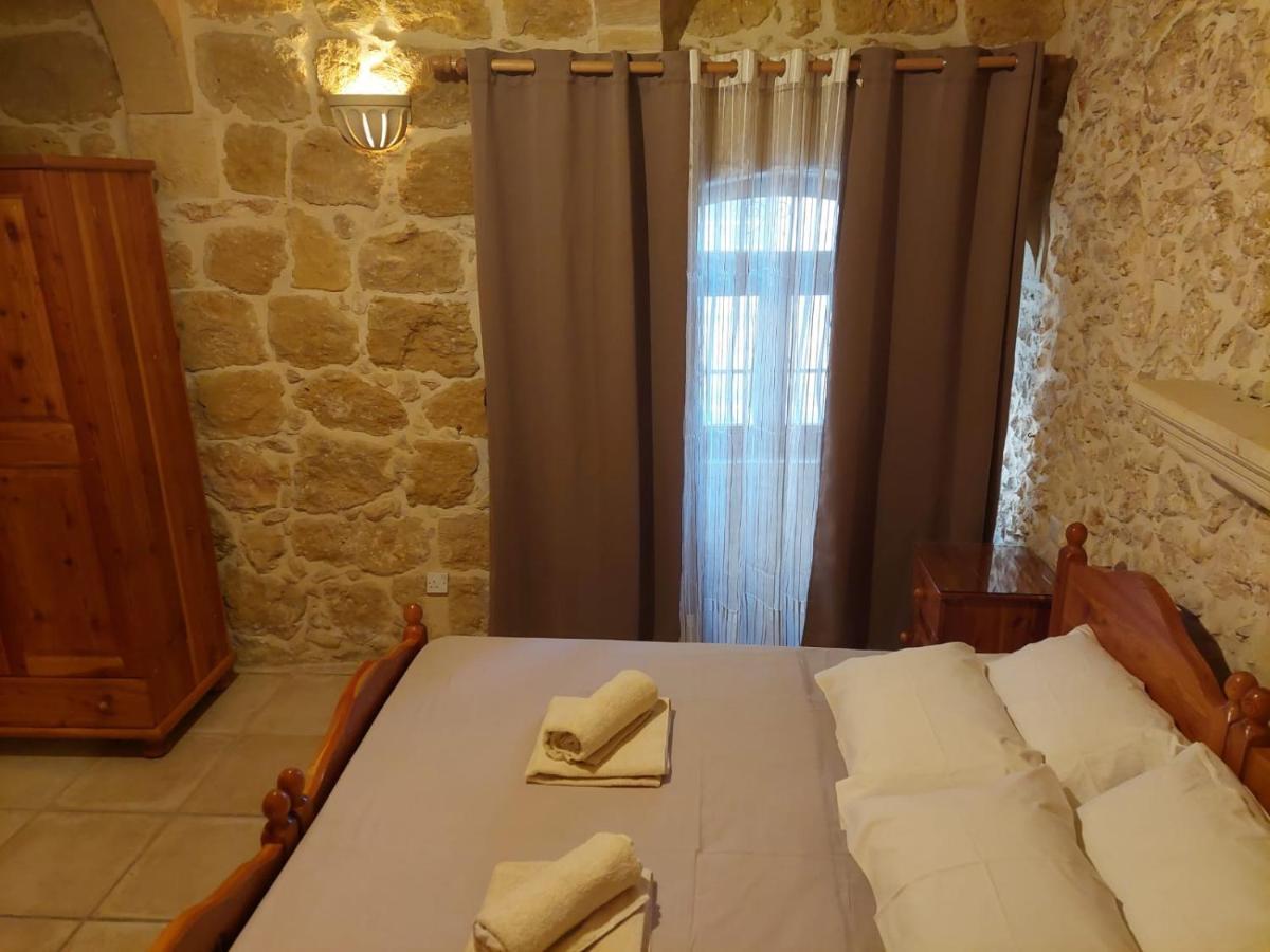Xagħra Mj Farmhouse B&B מראה חיצוני תמונה