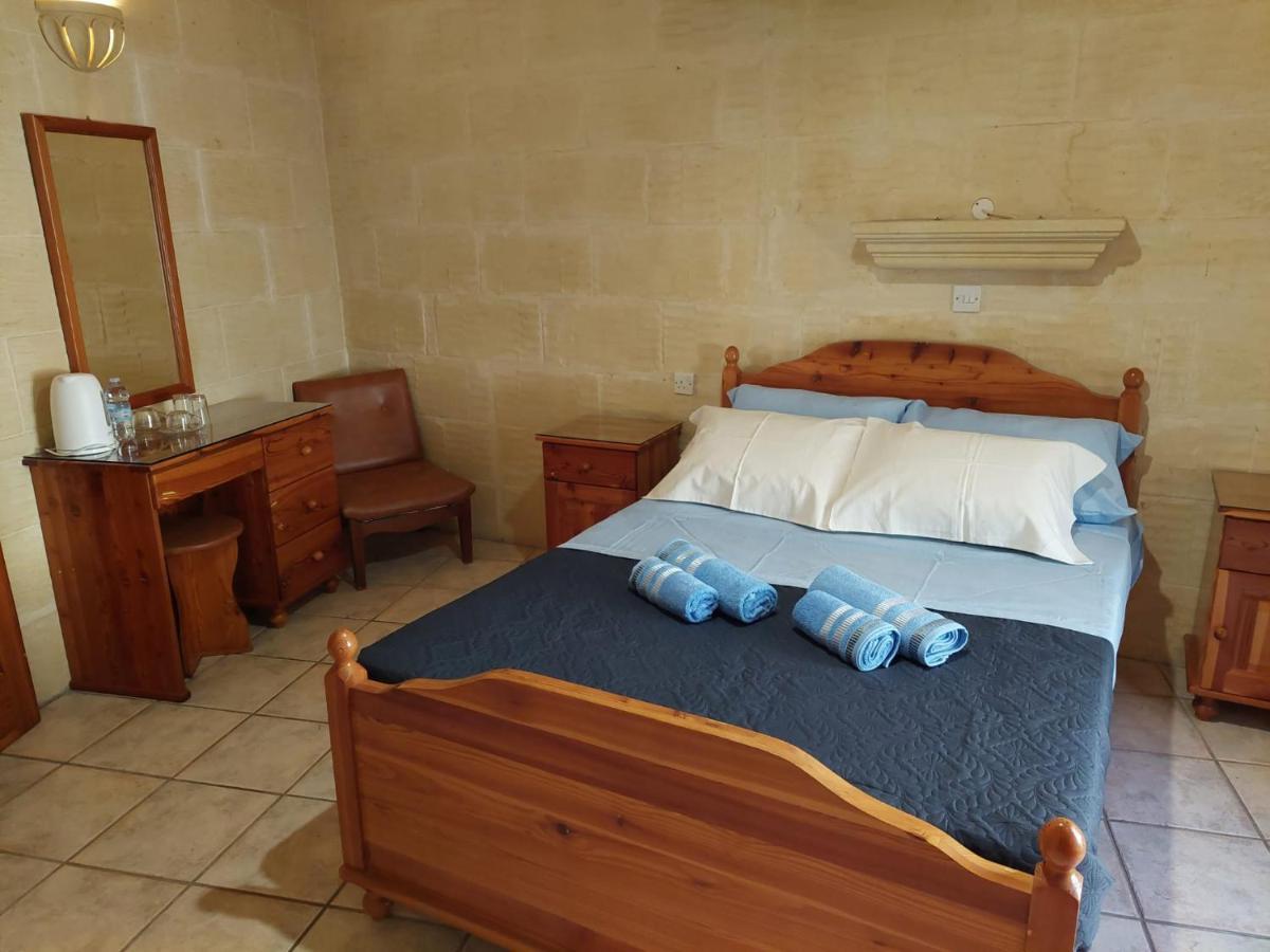 Xagħra Mj Farmhouse B&B מראה חיצוני תמונה
